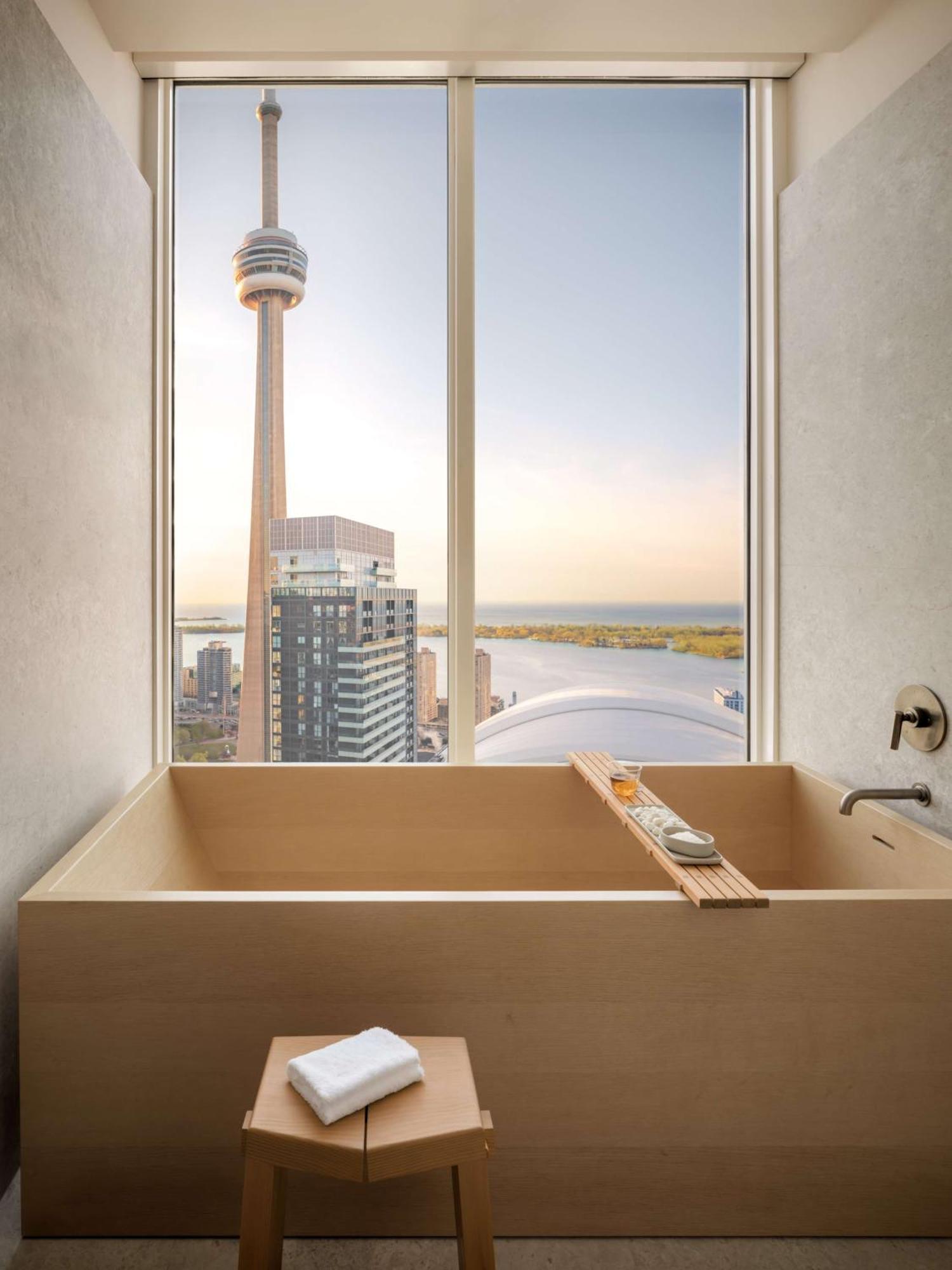 Nobu Hotel 5*