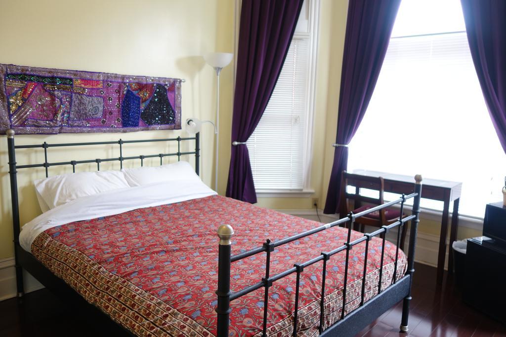 Spadina 11 Guest house Toronto