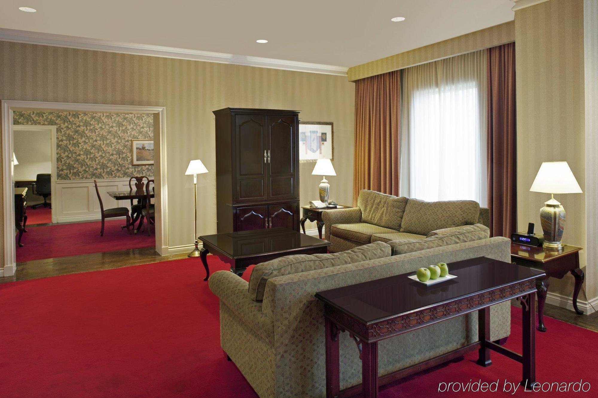 Delta By Marriott East Hotel