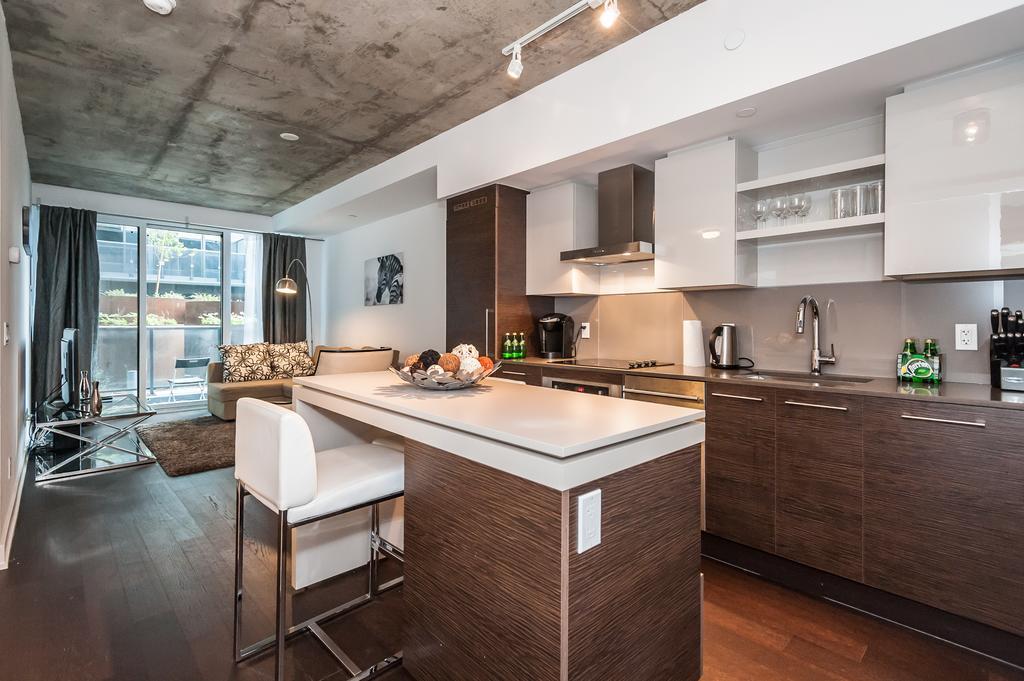 Apartment Lifesuites King West Loft