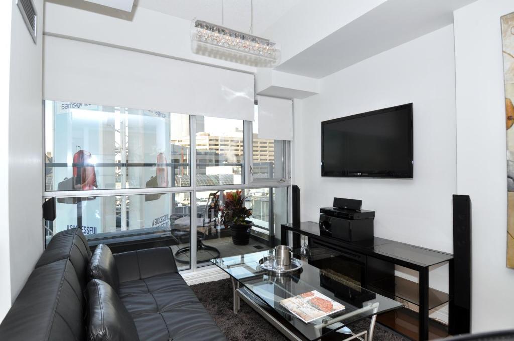 Hotel Yonge Furnished