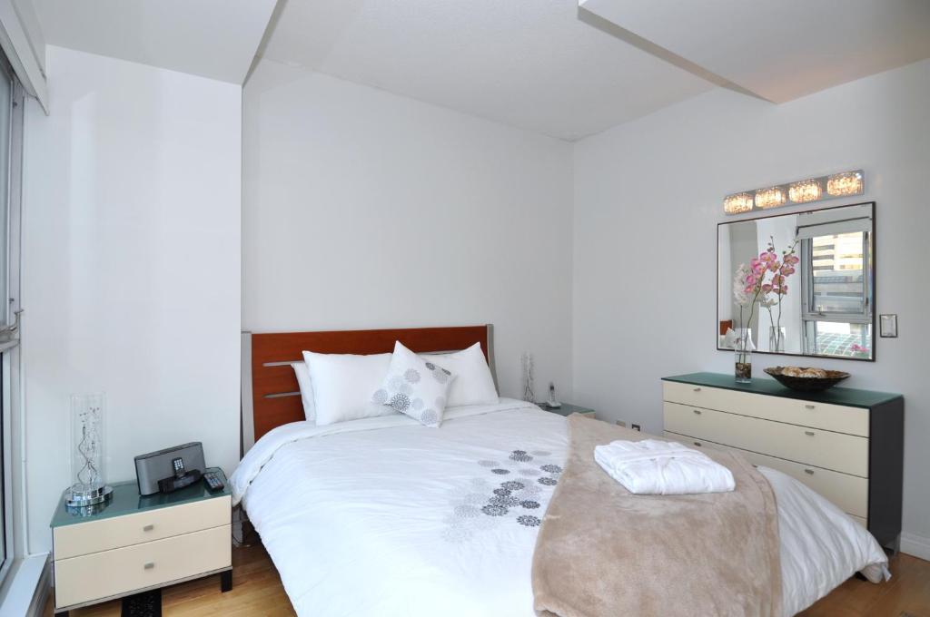 Hotel Yonge Furnished Toronto