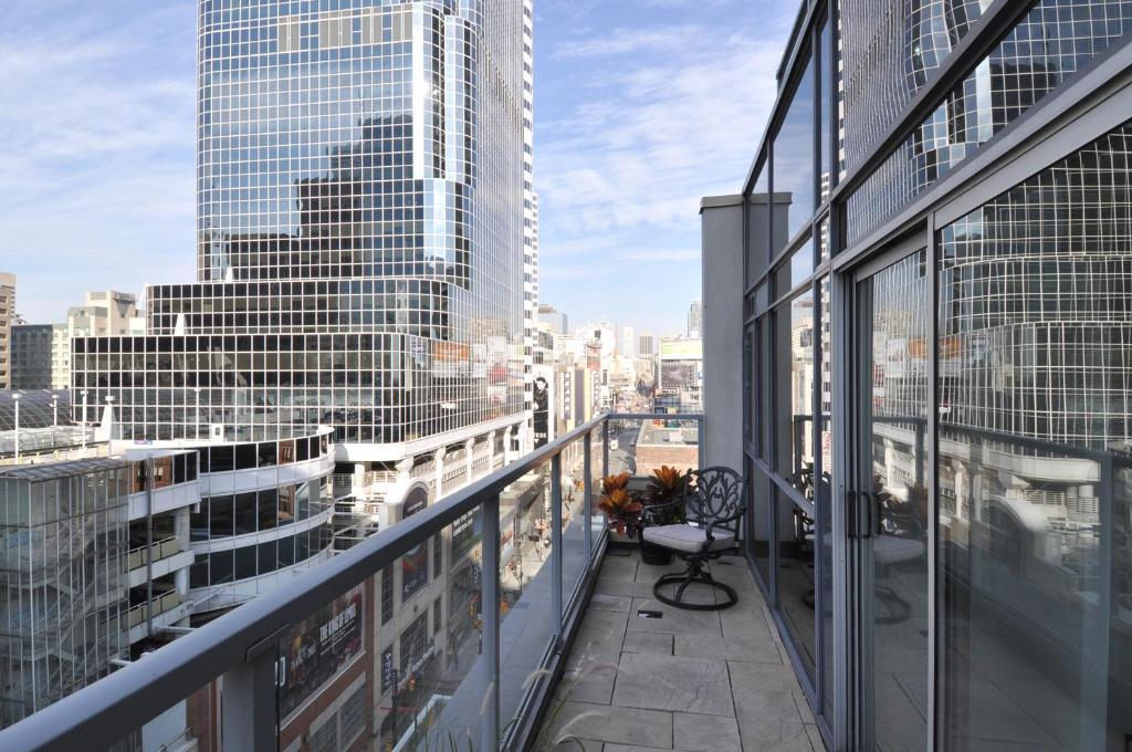 Yonge Furnished Toronto
