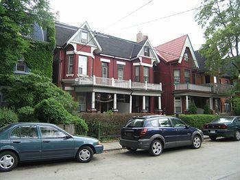 Guest house Chinatown Travellers Toronto