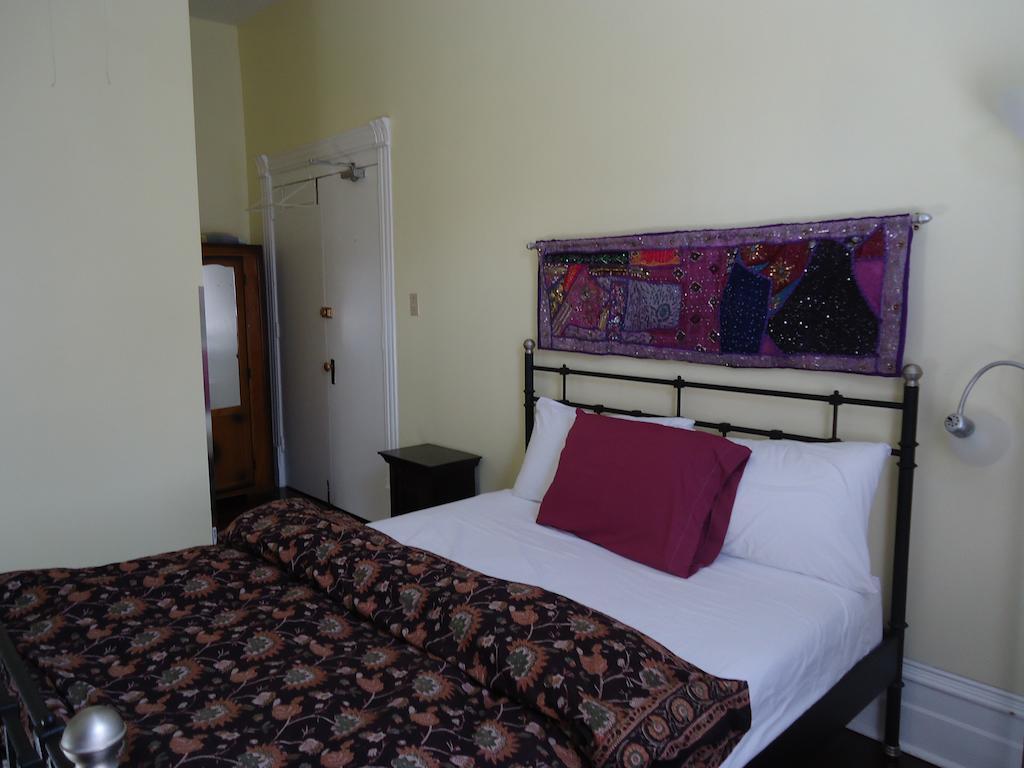 Guest house Spadina 11