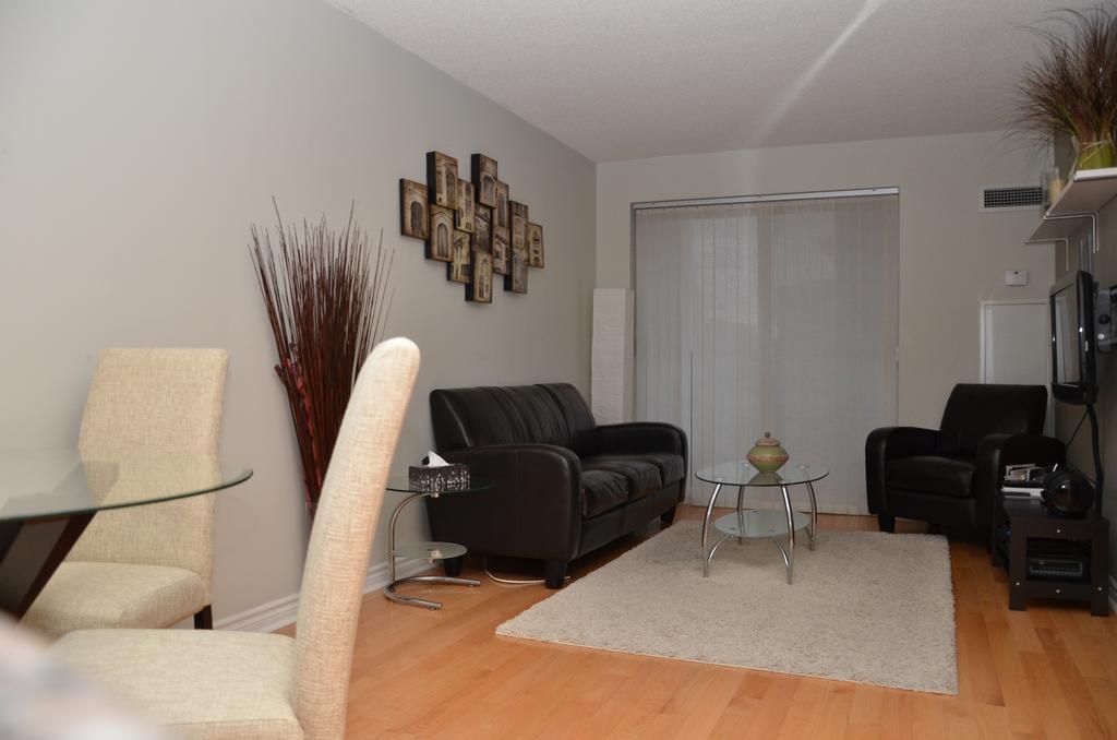 Living Suites - Toronto Convention Centre