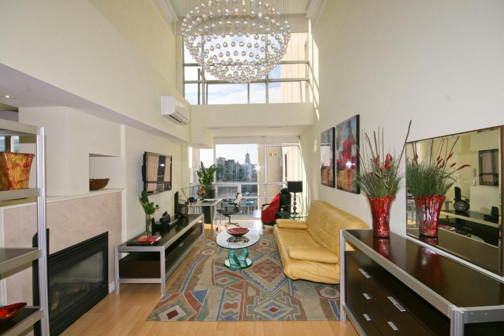 Hotel Yonge Furnished Toronto