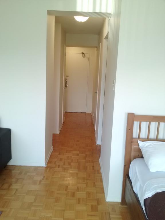 Toronto Furnished Living-Gerard Toronto