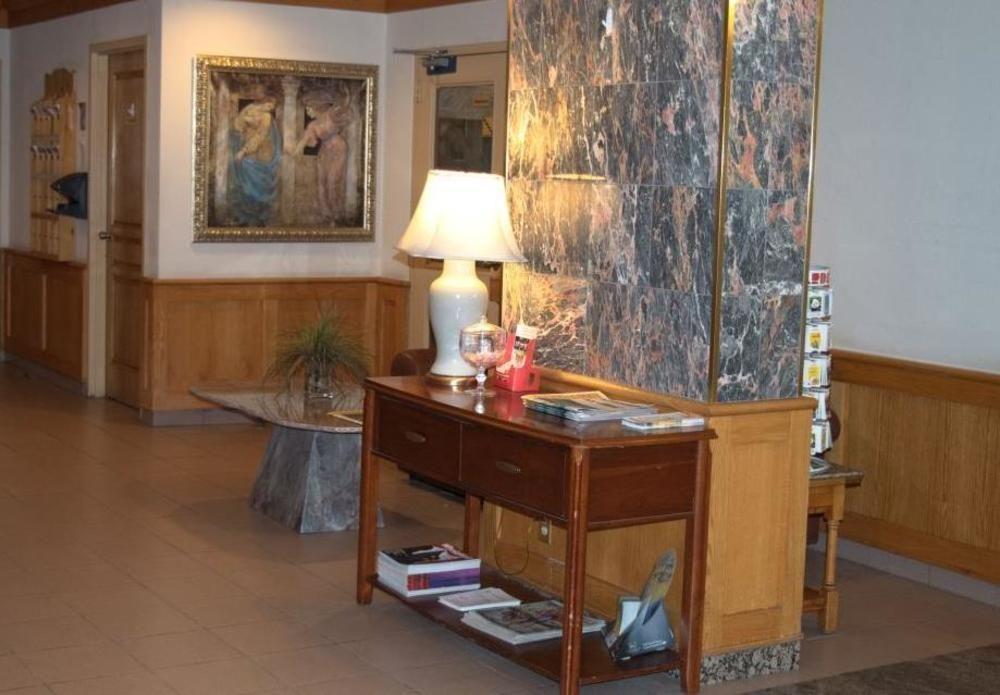 Hotel 89 Yorkville 2*