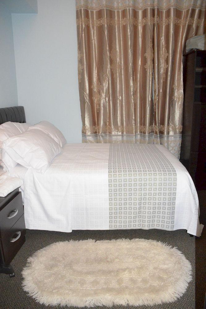Smile Back B&B Toronto