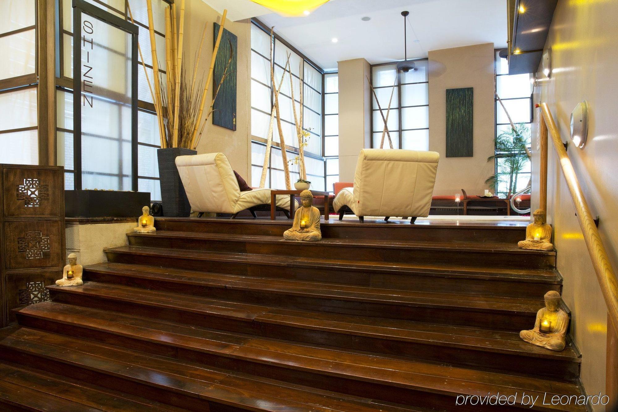 Executive Cosmopolitan 4* Toronto