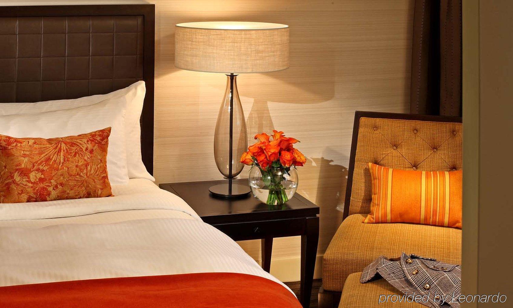Cambridge Hotel Toronto