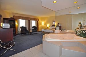 Western Travel Airport 3*