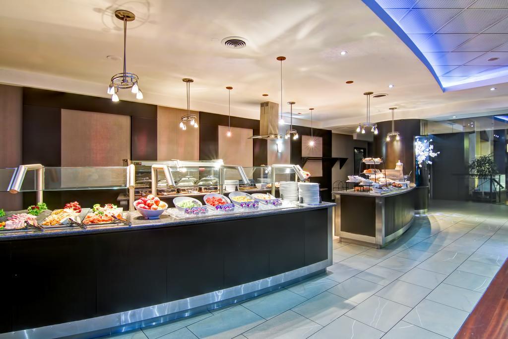 Hotel Delta By Marriott East