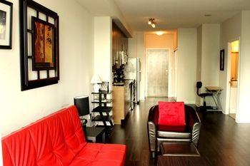 E.s.i Furnished On Bay Toronto