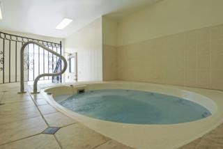 Western Travel Airport 3*