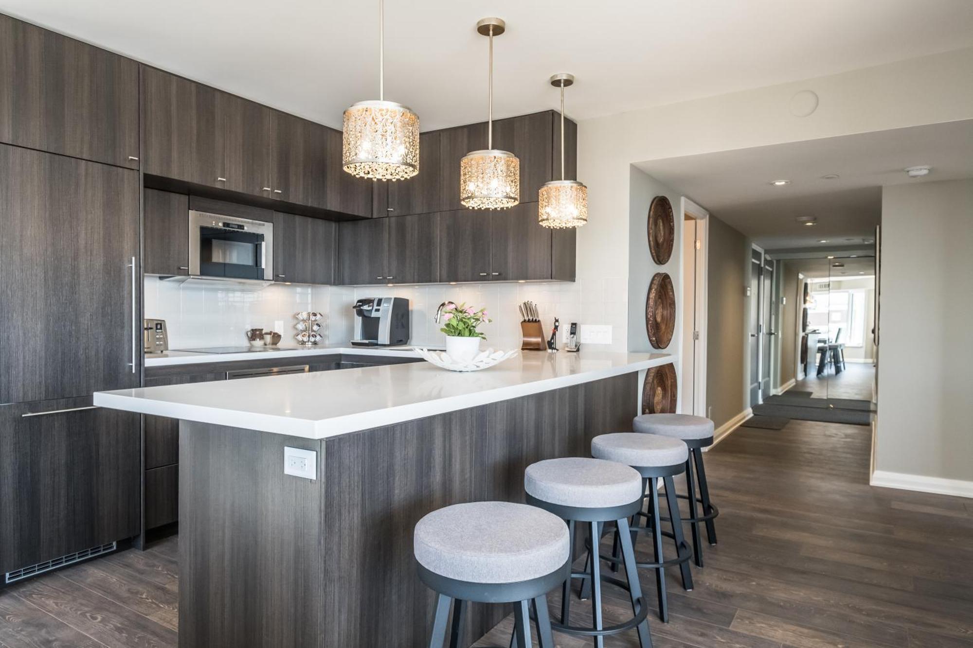 Premium 2bdrm In Yorkville Toronto