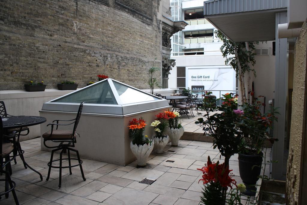 Yonge Furnished 2* Toronto