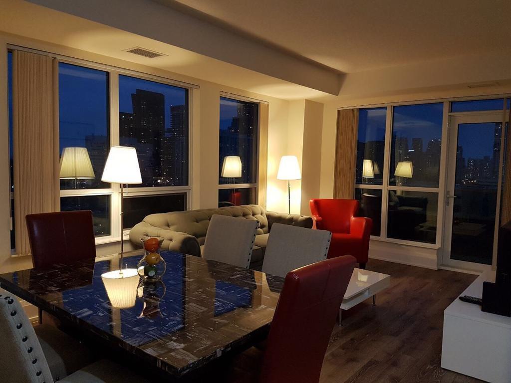 Kashaneh At Harrison Garden Apartment *