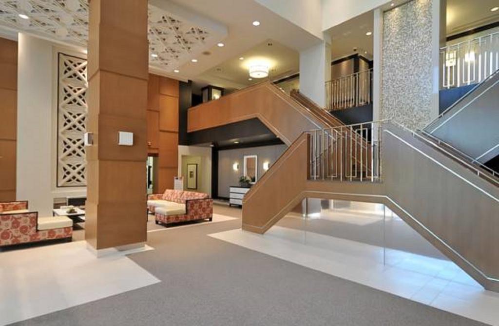 Kashaneh At Harrison Garden Apartment Toronto