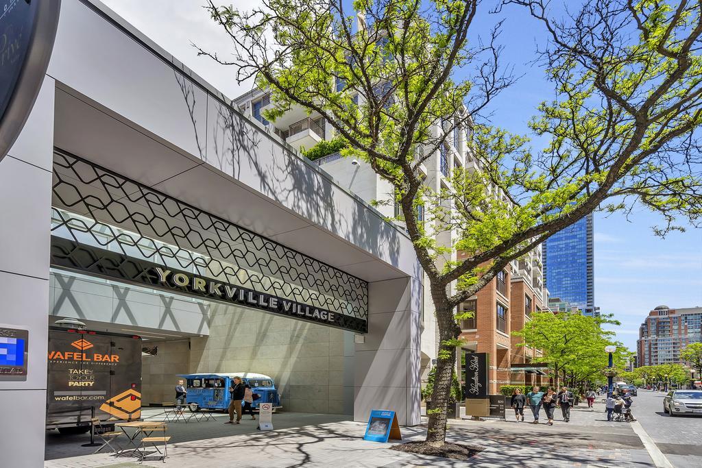 Premium 2bdrm In Yorkville Apartment