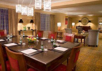 Hotel Marriott Downtown At Cf Eaton Centre 4*