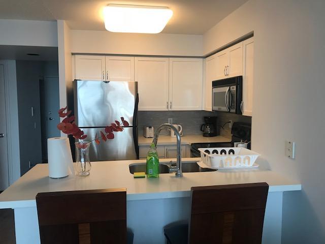 Kashaneh At Harrison Garden Apartment Toronto