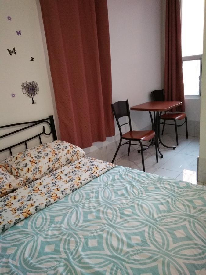 Chinatown Travellers Guest house Toronto