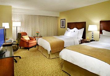 Marriott Downtown At Cf Eaton Centre Hotel Toronto