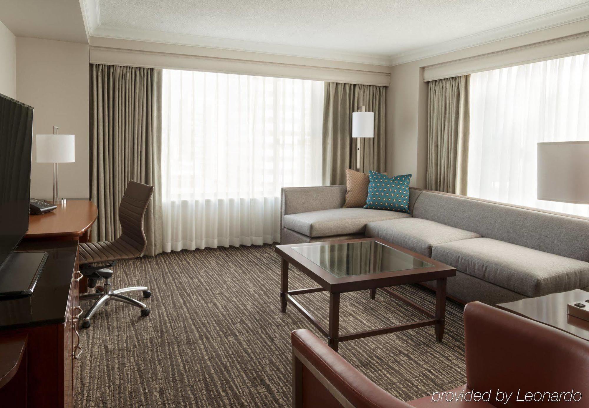 Marriott Downtown At Cf Eaton Centre Toronto