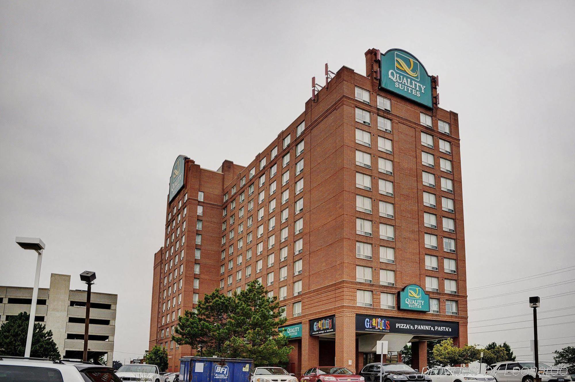 Embassy By Hilton Airport 4*