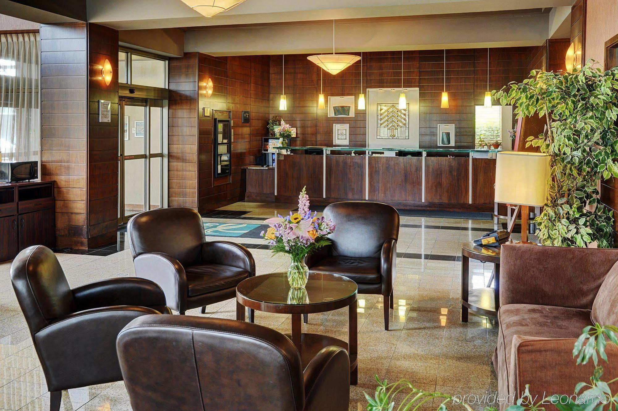 Embassy By Hilton Airport Hotel Toronto