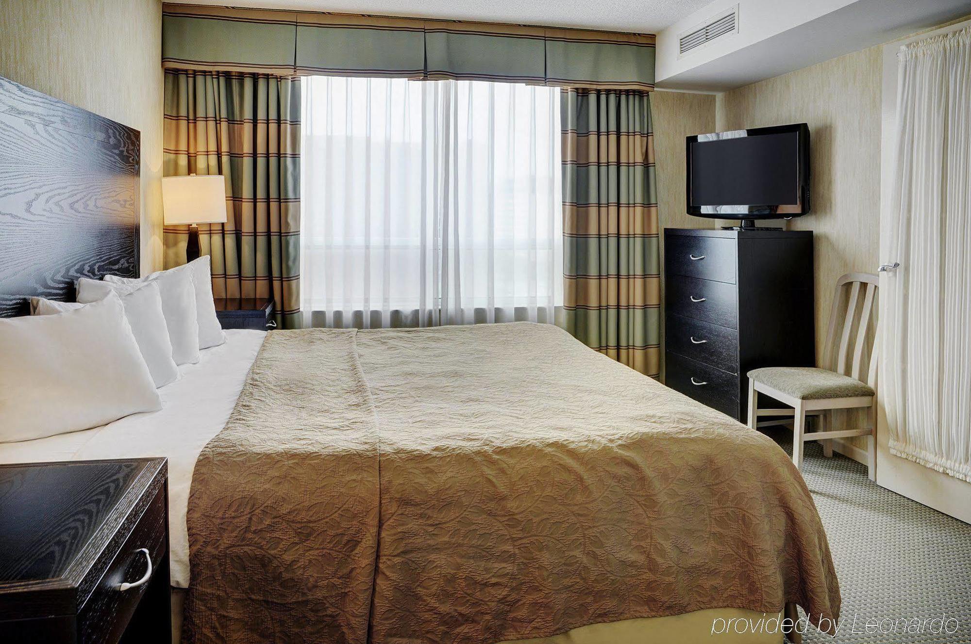 Embassy By Hilton Airport Hotel Toronto