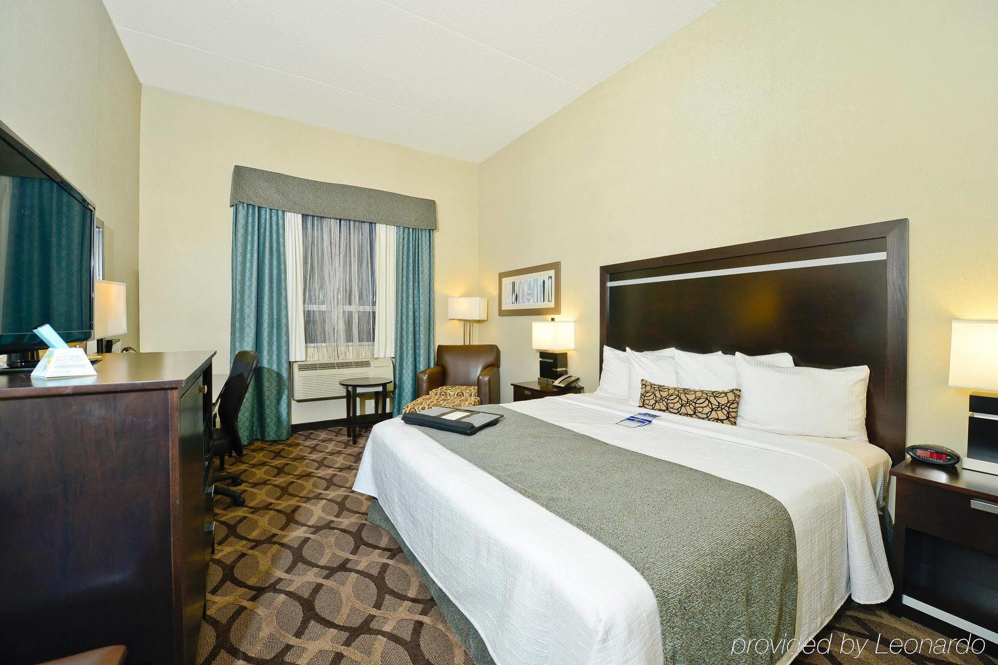 Western Travel Airport 3* Toronto