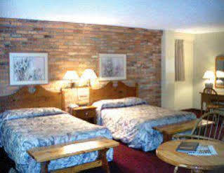 89 Yorkville Hotel