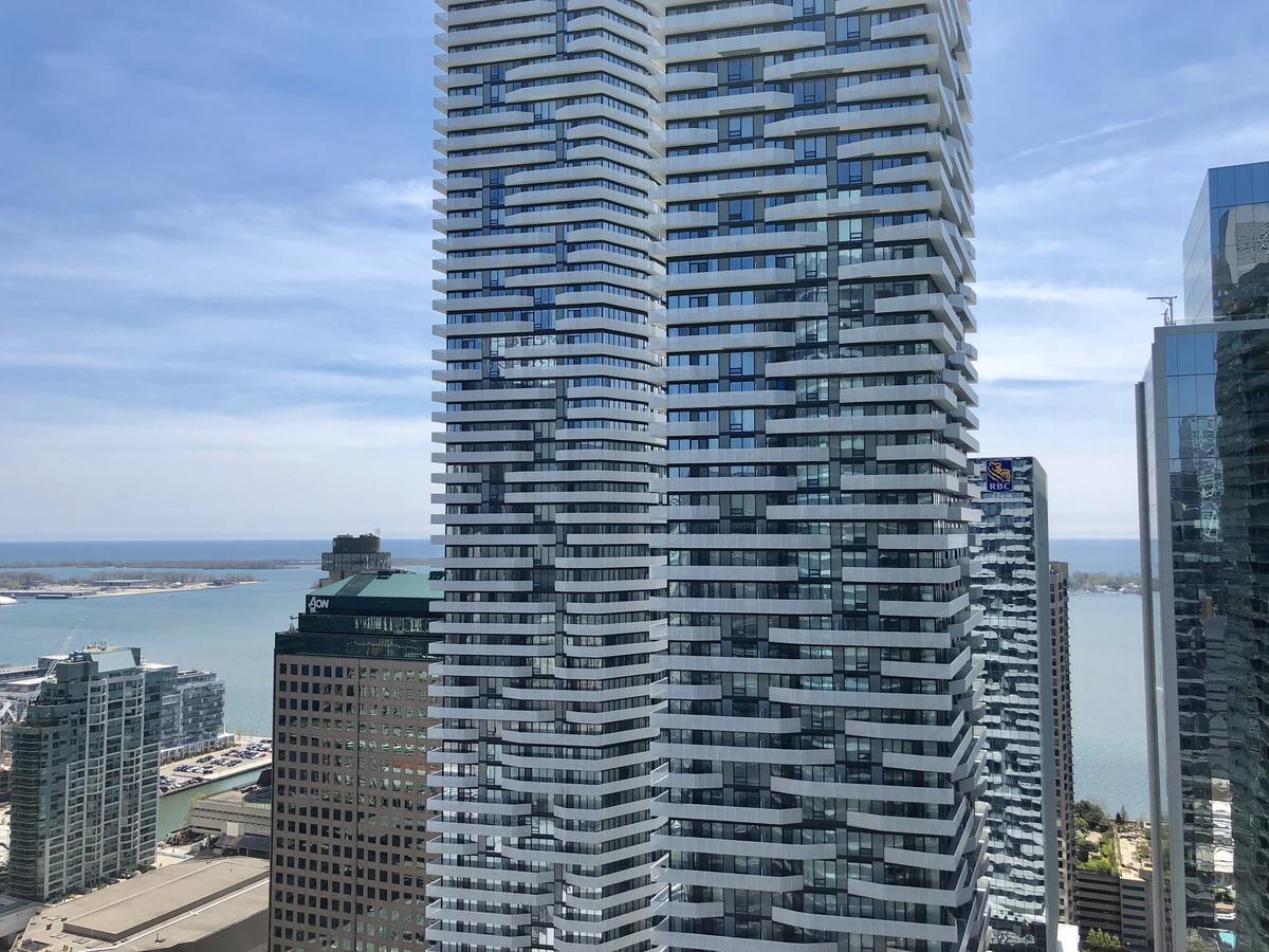 Globalstay Maple Leaf Square Toronto