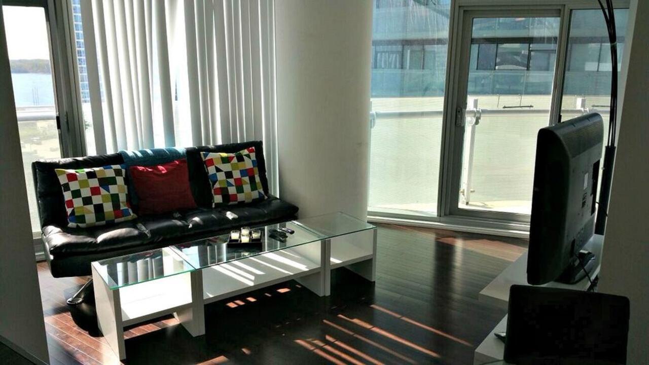 Pelicanstay At Rogers Centre Toronto