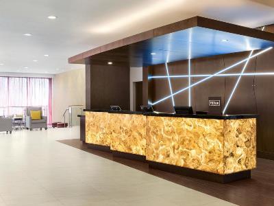 Hotel Doubletree By Hilton Airport, On 4*