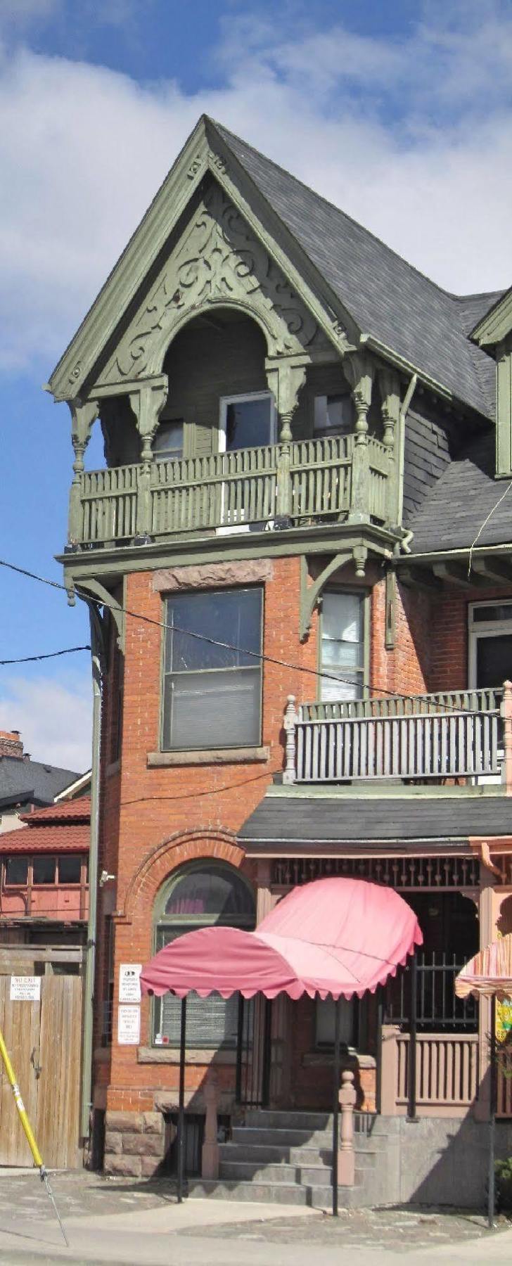 Guest house Spadina 11 3*