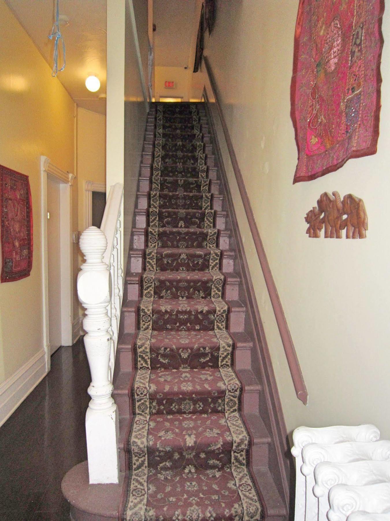 Spadina 11 Guest house