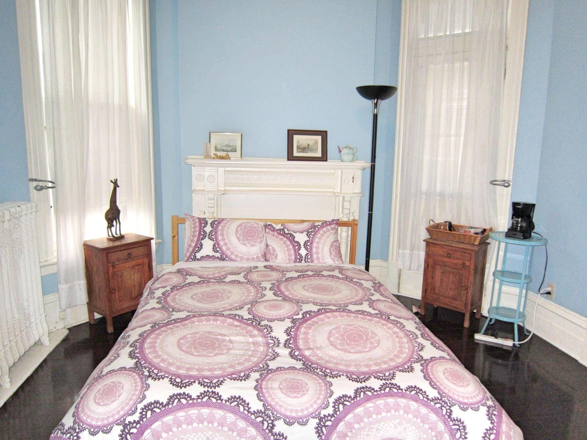Spadina 11 Guest house Toronto