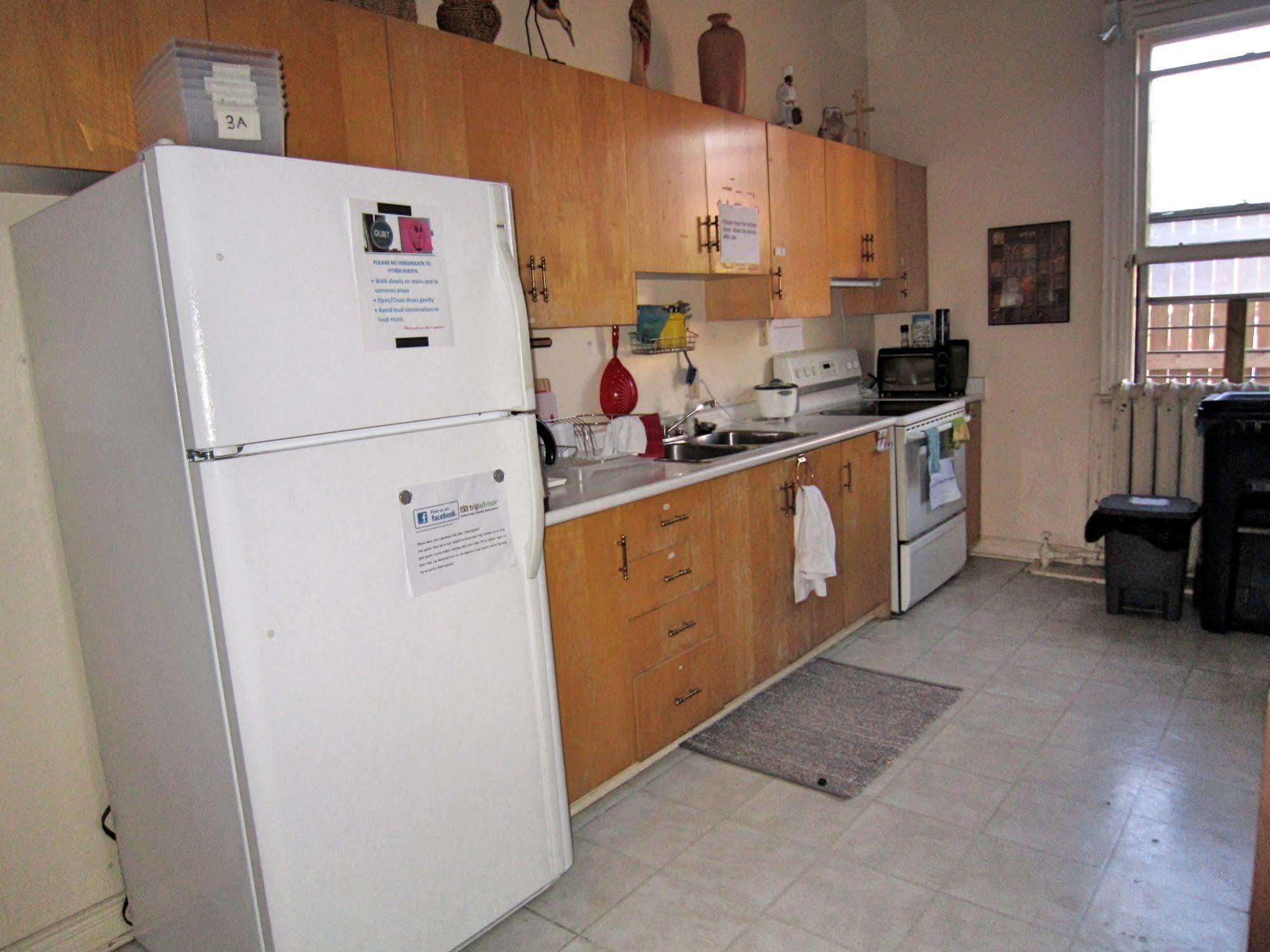 Guest house Spadina 11