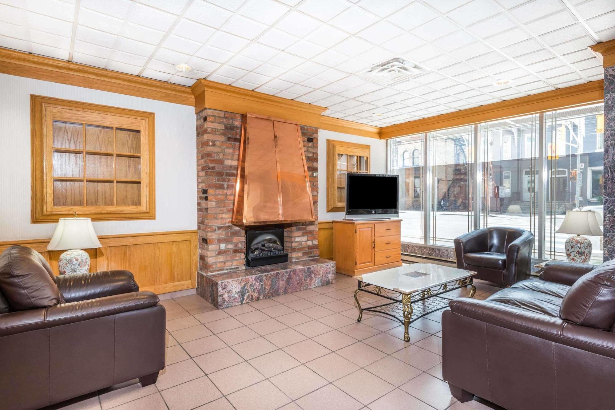 89 Yorkville Toronto