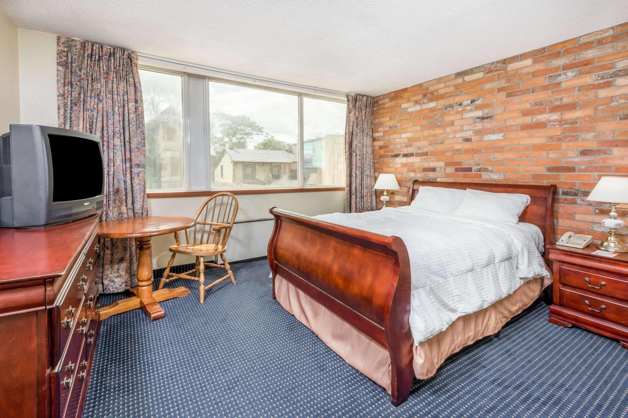 Hotel 89 Yorkville 2*