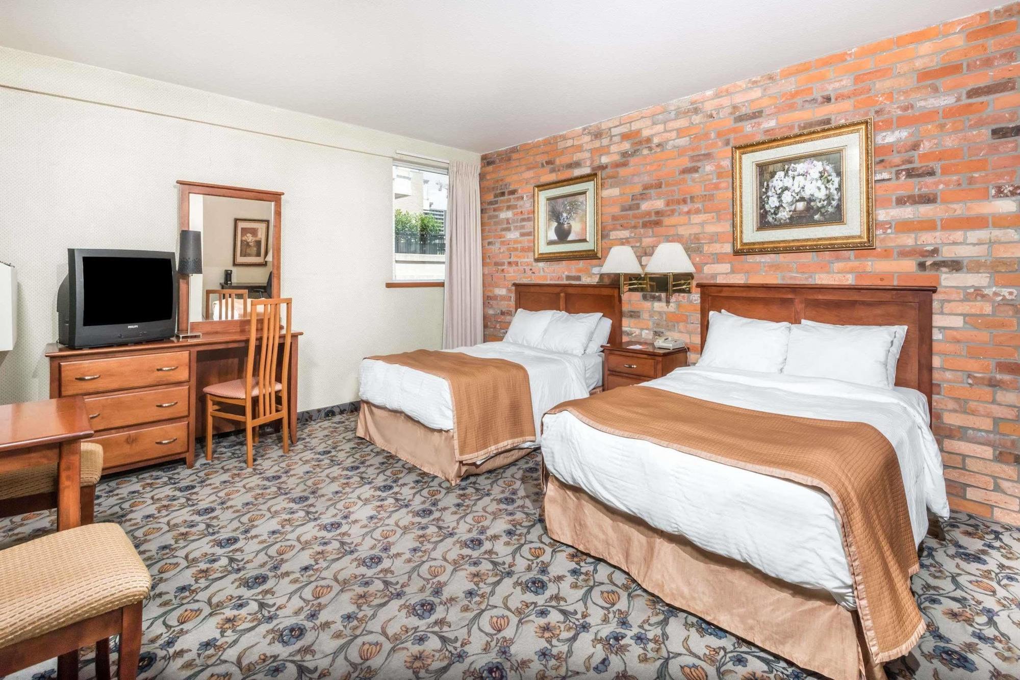 Hotel 89 Yorkville Toronto
