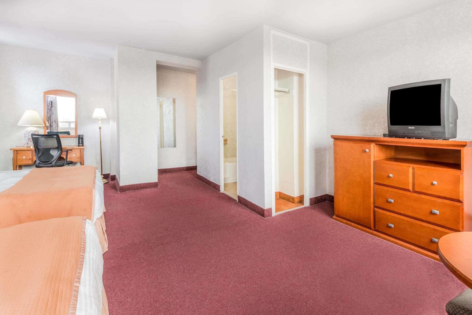Hotel 89 Yorkville Toronto