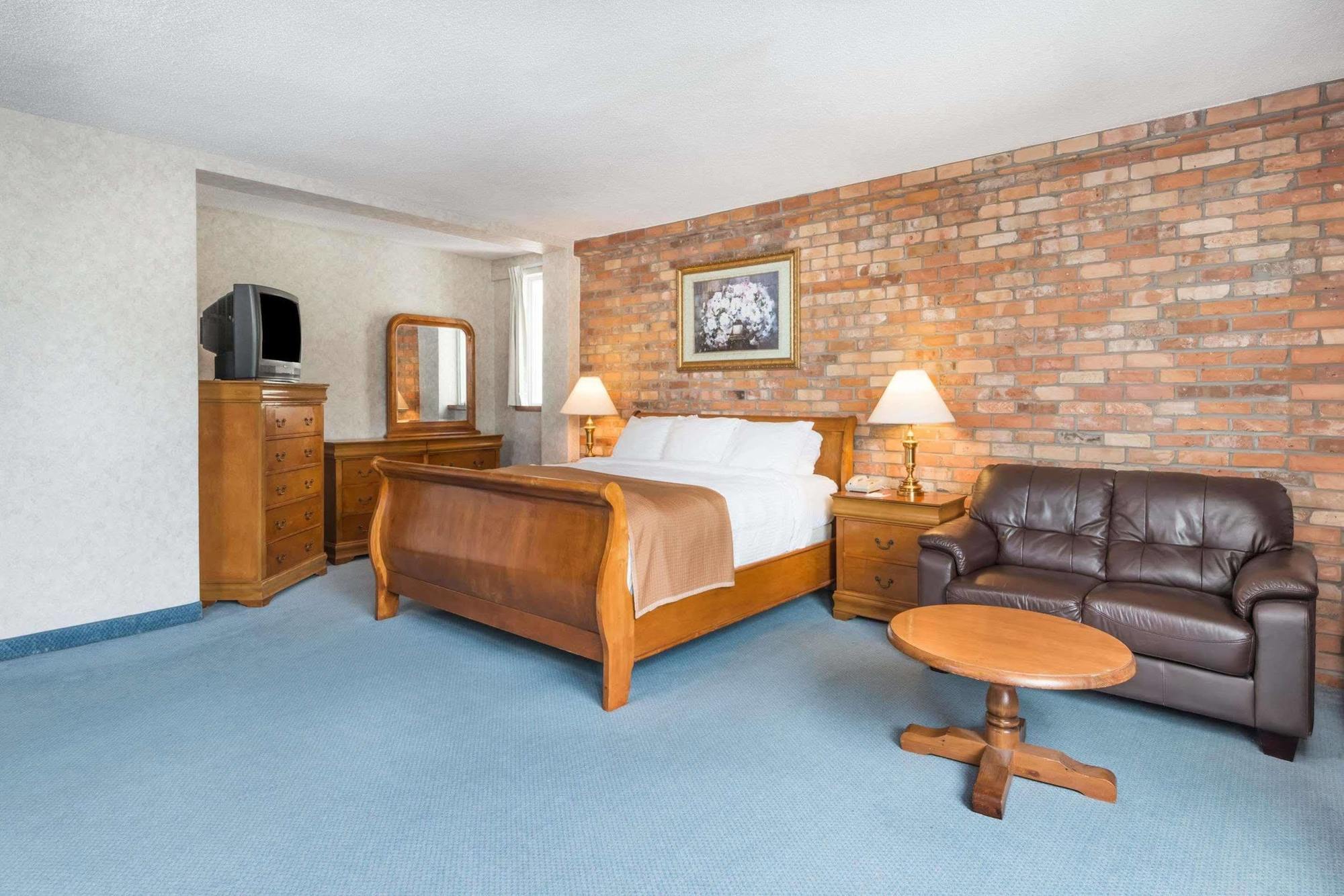 Hotel 89 Yorkville