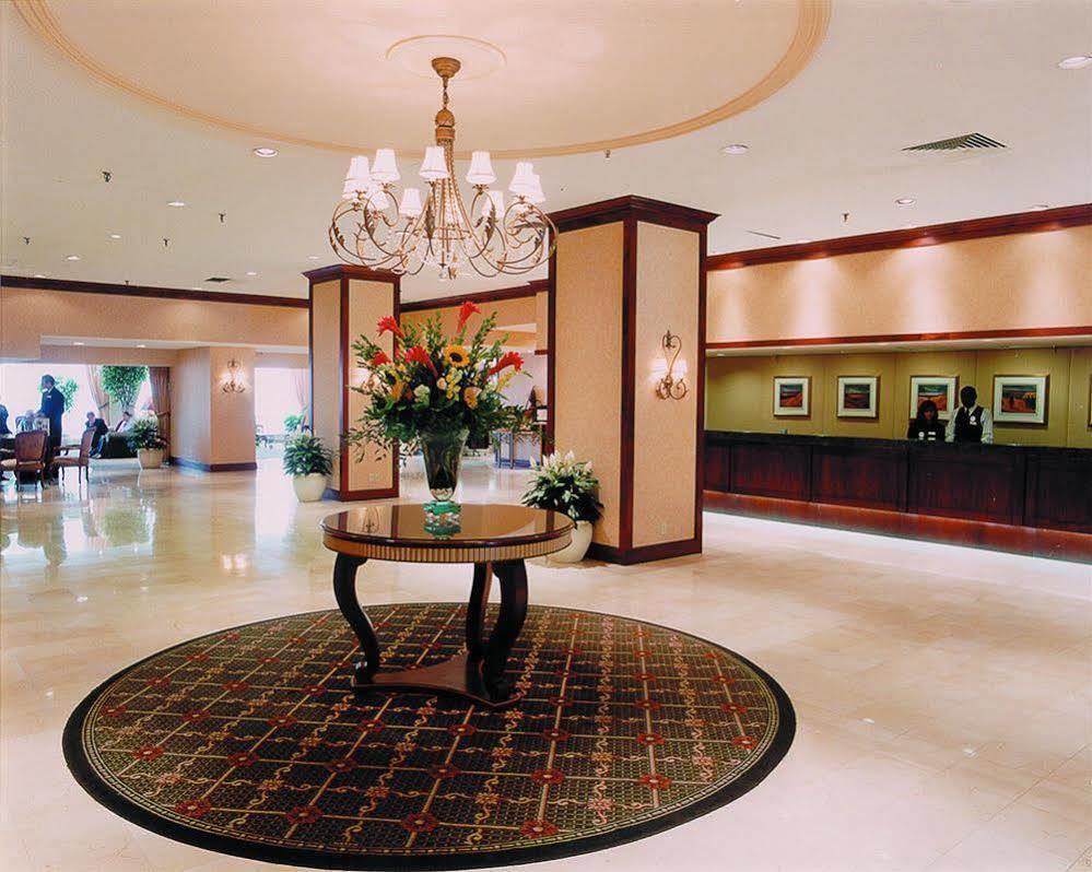 Chestnut And Conference Centre - Of Apartment