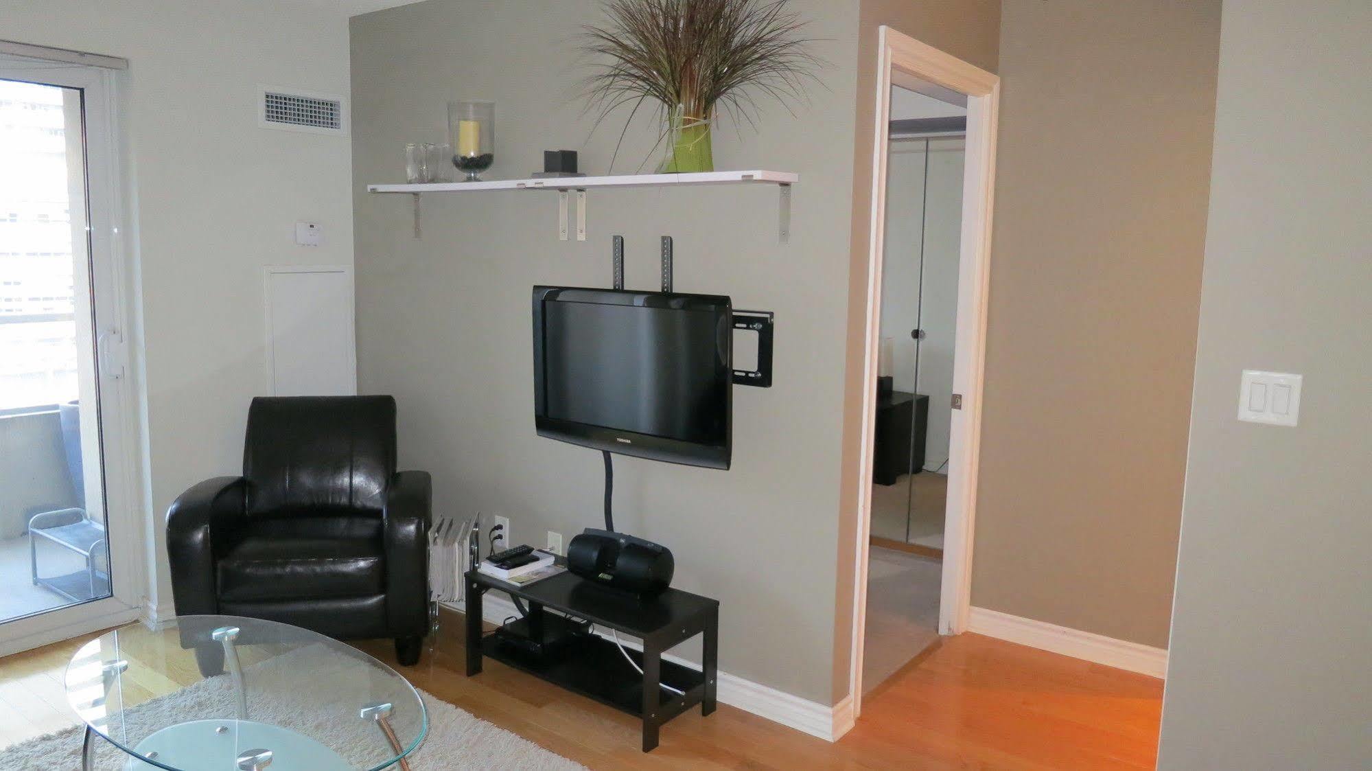 Living Suites - Toronto Convention Centre Apartment Toronto