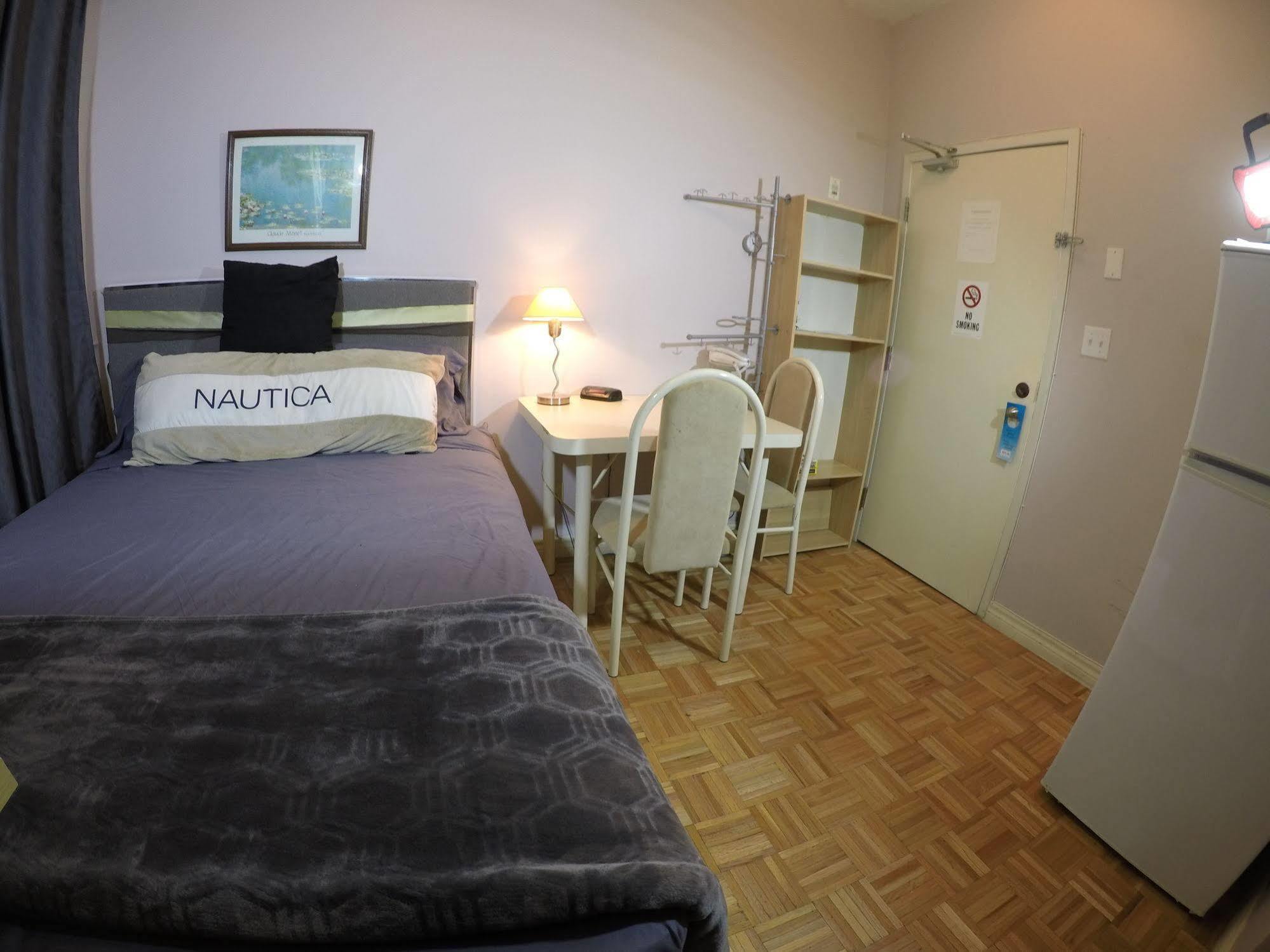 Saint Lawrence Residences And * Toronto